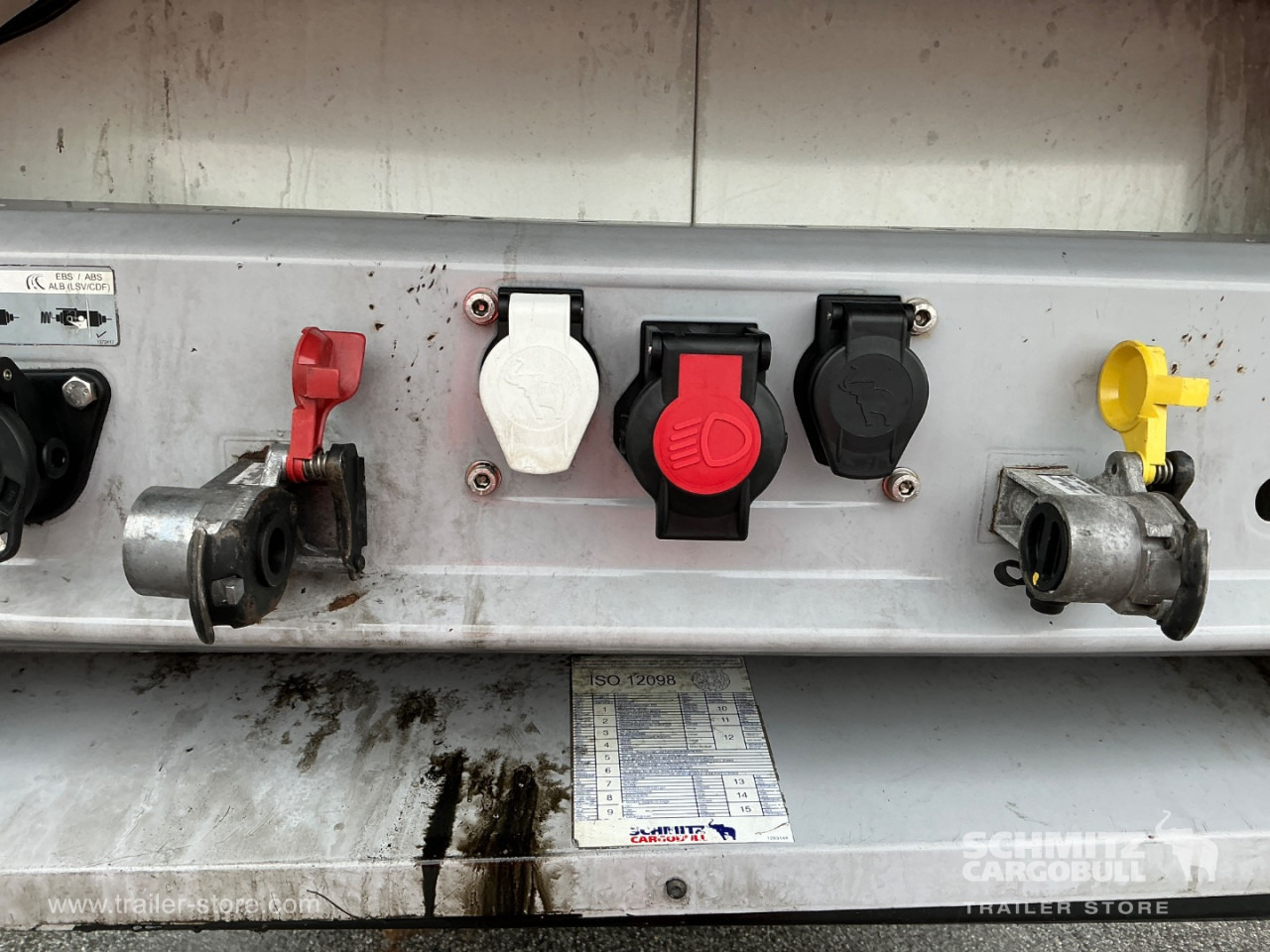 SCHMITZ Reefer Meat hanging system - Изотермический полуприцеп: фото 4 SCHMITZ Reefer Meat hanging system - Изотермический полуприцеп: фото 4