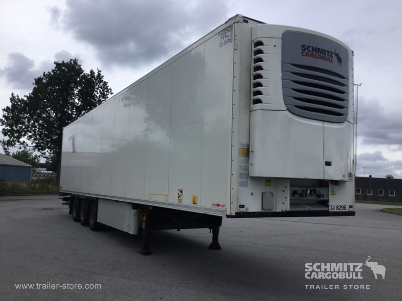 SCHMITZ Reefer Meat hanging system - Изотермический полуприцеп: фото 1 SCHMITZ Reefer Meat hanging system - Изотермический полуприцеп: фото 1