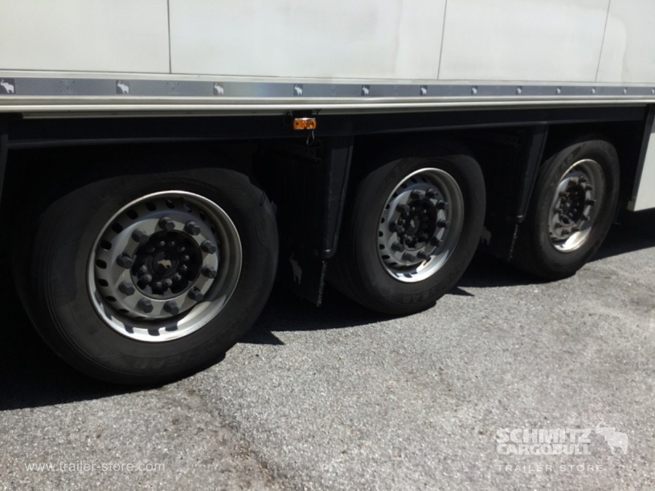 SCHMITZ Reefer Meat hanging system - Изотермический полуприцеп: фото 3 SCHMITZ Reefer Meat hanging system - Изотермический полуприцеп: фото 3