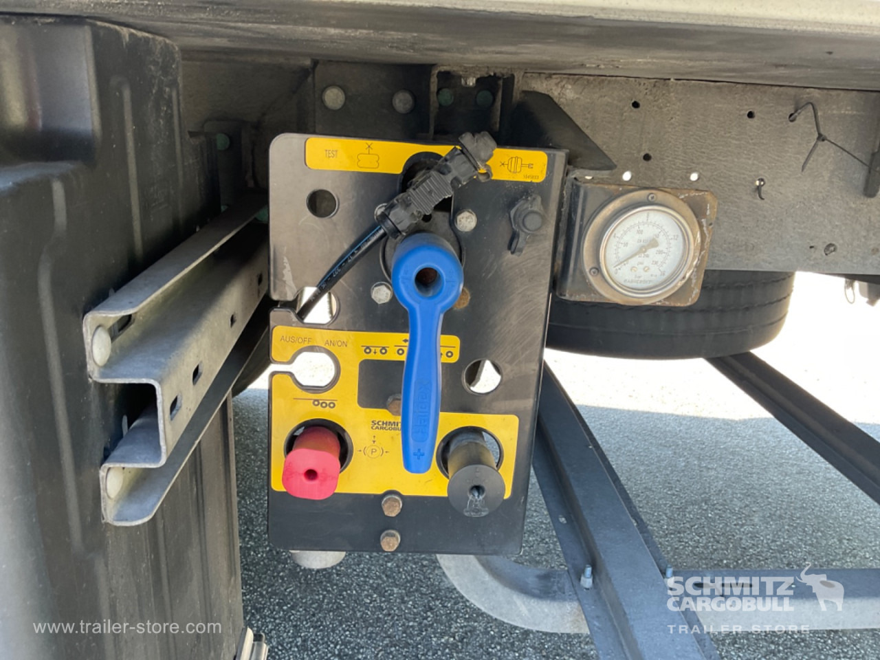 SCHMITZ Reefer Standard Double deck - Изотермический полуприцеп: фото 2 SCHMITZ Reefer Standard Double deck - Изотермический полуприцеп: фото 2