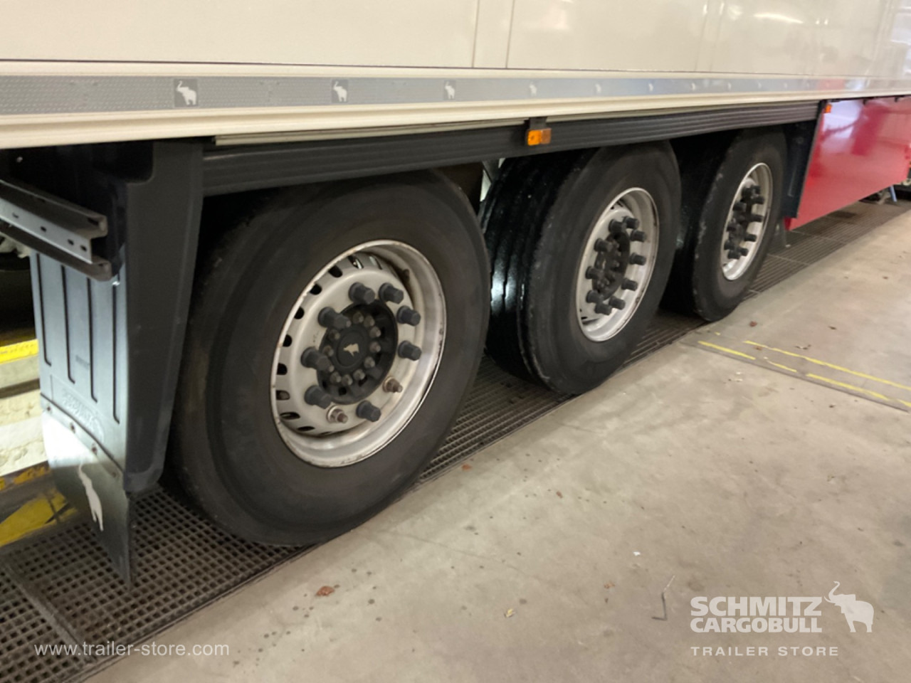 SCHMITZ Reefer Standard Double deck - Изотермический полуприцеп: фото 3 SCHMITZ Reefer Standard Double deck - Изотермический полуприцеп: фото 3