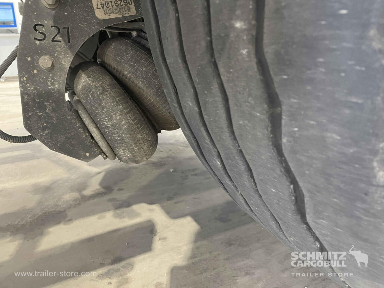 LECI TRAILER Semiremolque Lona Standard - Тентованный полуприцеп: фото 3 LECI TRAILER Semiremolque Lona Standard - Тентованный полуприцеп: фото 3