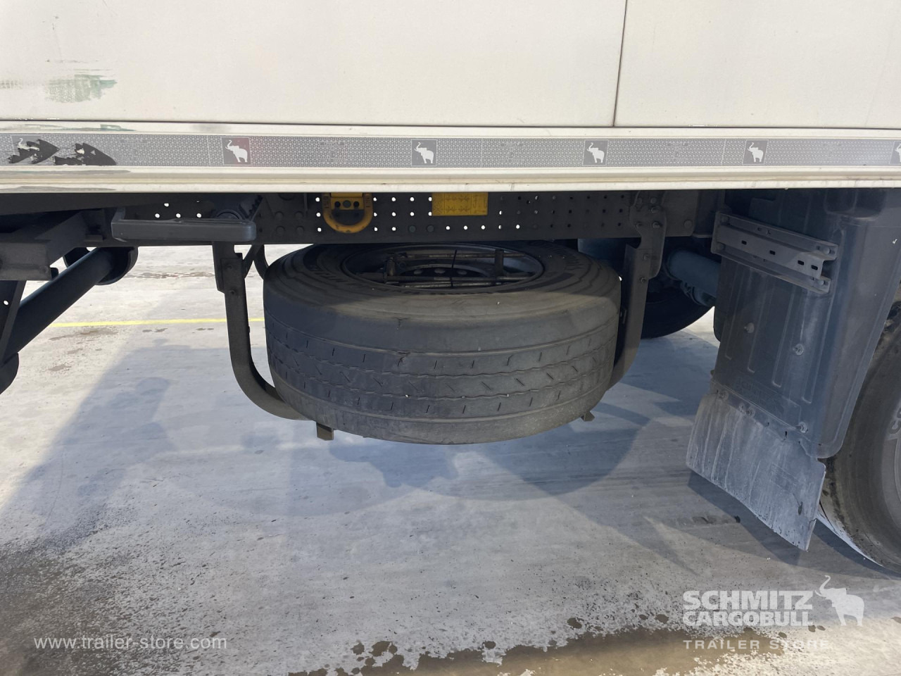 SCHMITZ Remolque Frigo Standard - Прицеп-рефрижератор: фото 2 SCHMITZ Remolque Frigo Standard - Прицеп-рефрижератор: фото 2