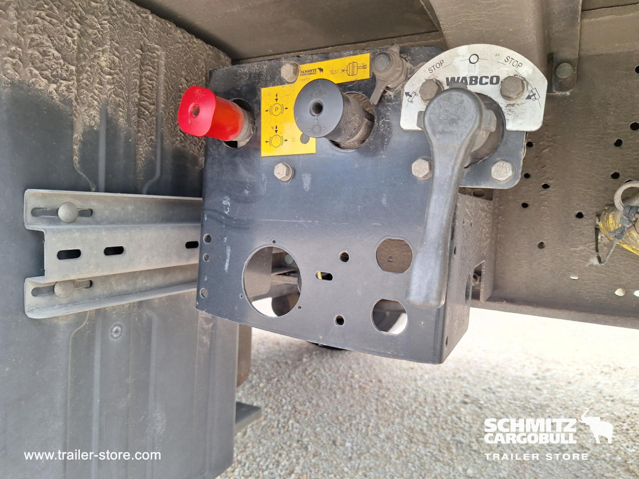 Тентованный полуприцеп SCHMITZ Curtainsider Mega: фото 13