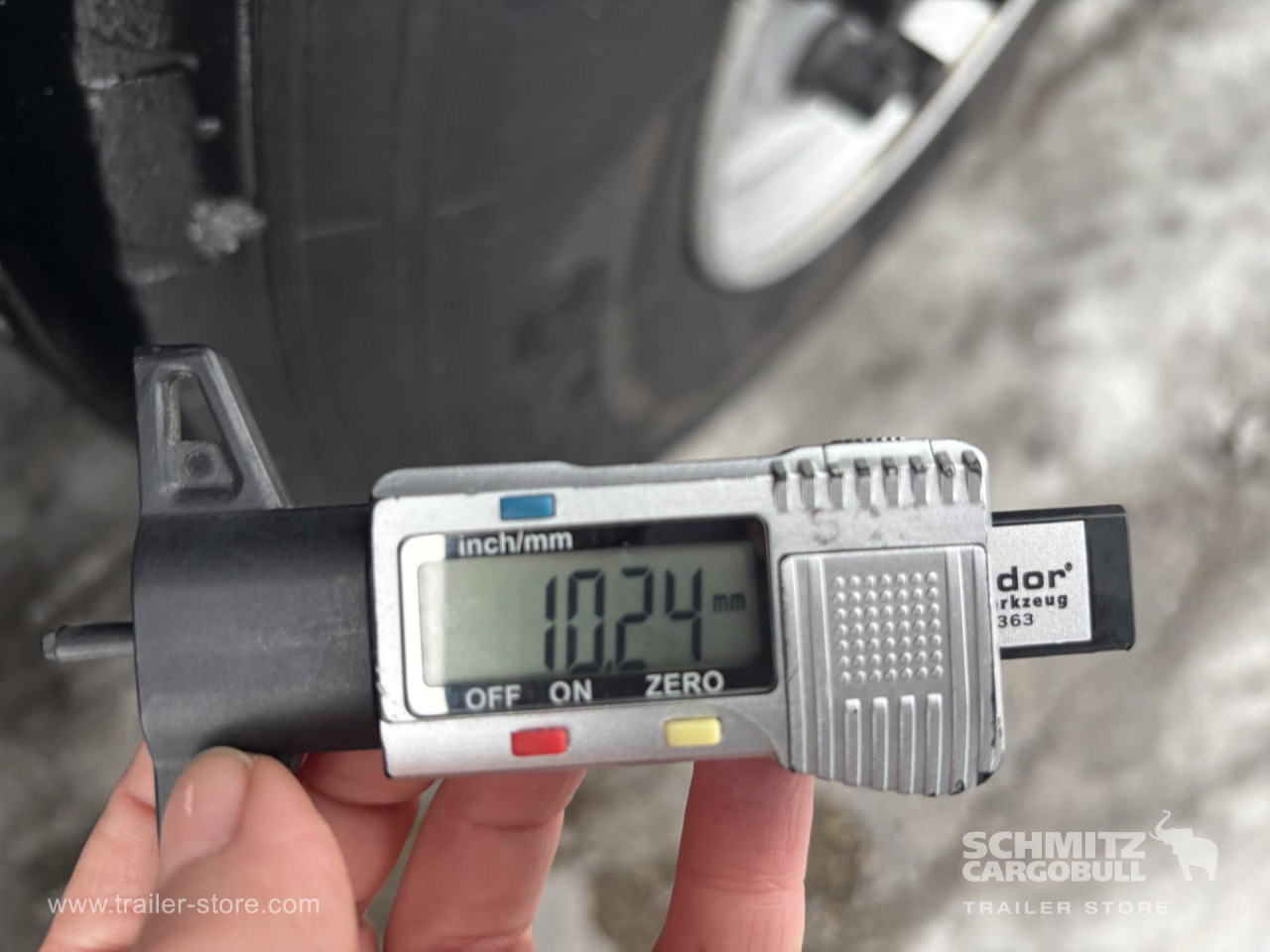 SCHMITZ Curtainsider Standard - Тентованный полуприцеп: фото 2 SCHMITZ Curtainsider Standard - Тентованный полуприцеп: фото 2