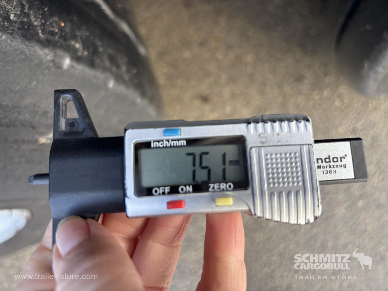 SCHMITZ Curtainsider Standard - Тентованный полуприцеп: фото 3 SCHMITZ Curtainsider Standard - Тентованный полуприцеп: фото 3