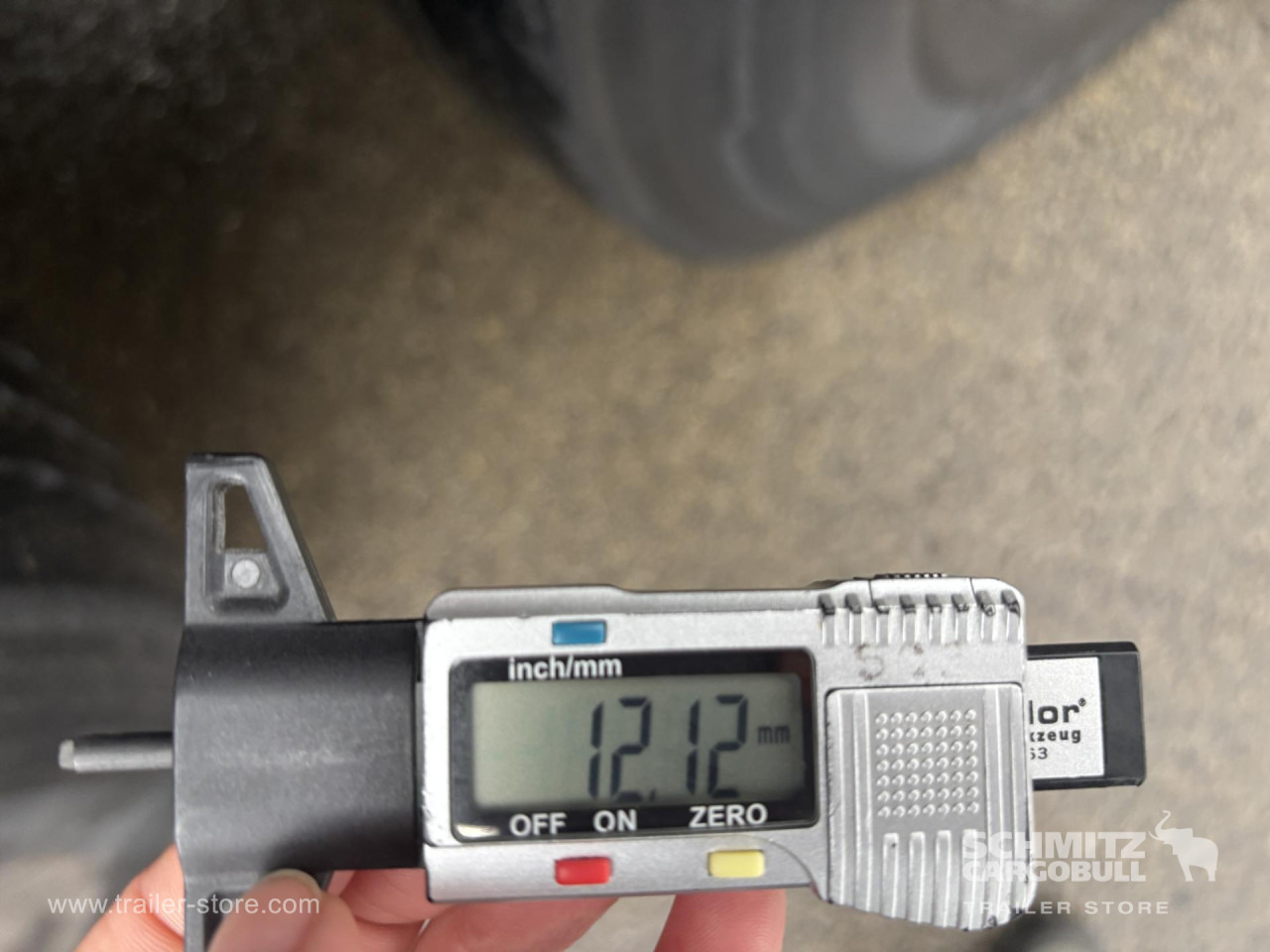 SCHMITZ Curtainsider Standard - Тентованный полуприцеп: фото 3 SCHMITZ Curtainsider Standard - Тентованный полуприцеп: фото 3