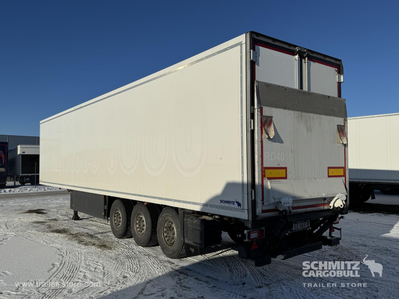 SCHMITZ Reefer Standard Double deck Taillift - Изотермический полуприцеп: фото 1 SCHMITZ Reefer Standard Double deck Taillift - Изотермический полуприцеп: фото 1