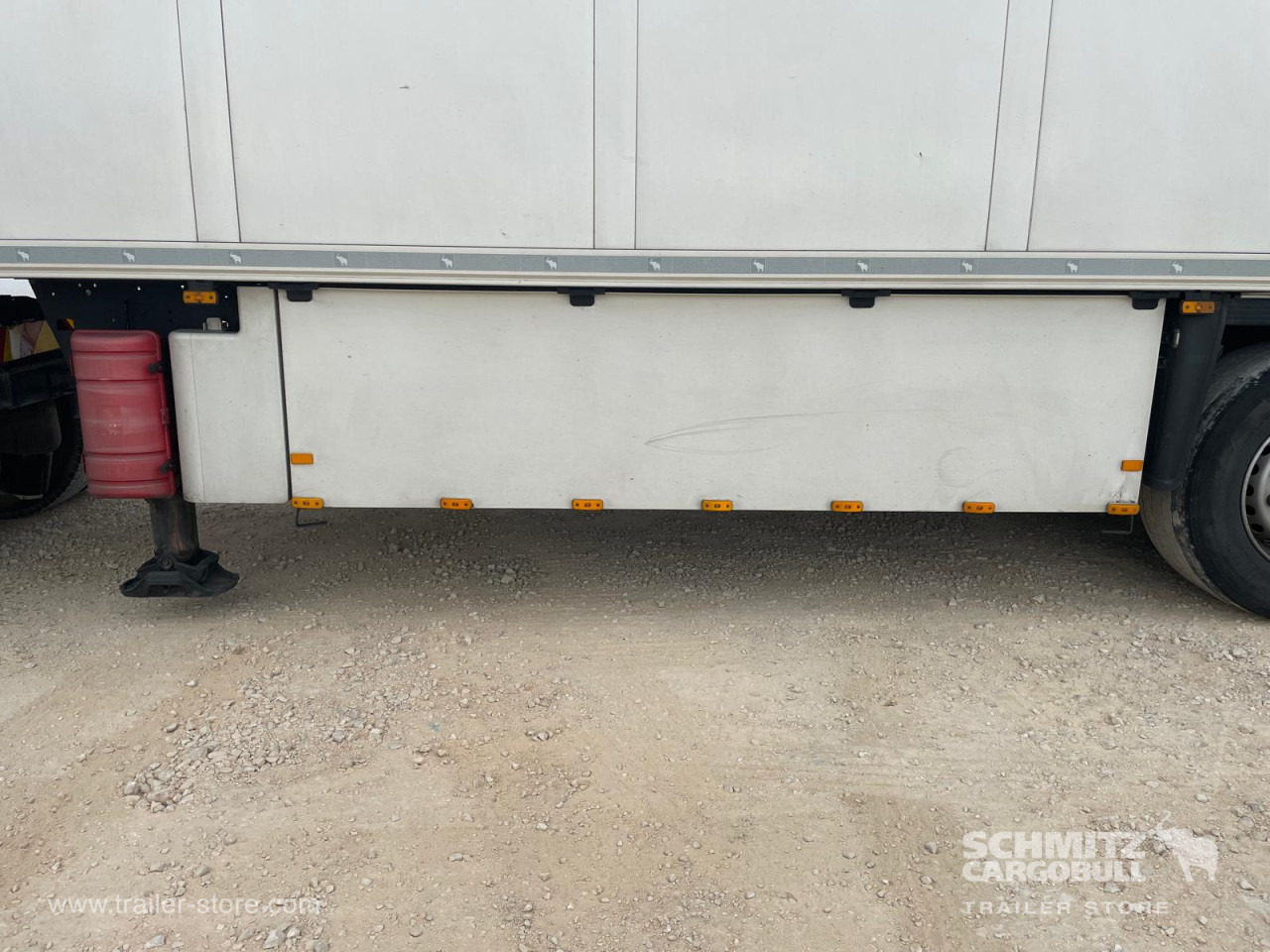 SCHMITZ Reefer Standard - Изотермический полуприцеп: фото 3 SCHMITZ Reefer Standard - Изотермический полуприцеп: фото 3