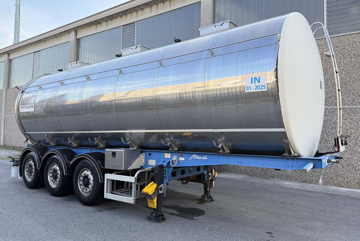 Bata SANTI/MENCI 13.000-8.000-13.000LT - Полуприцеп-цистерна: фото 5 Bata SANTI/MENCI 13.000-8.000-13.000LT - Полуприцеп-цистерна: фото 5