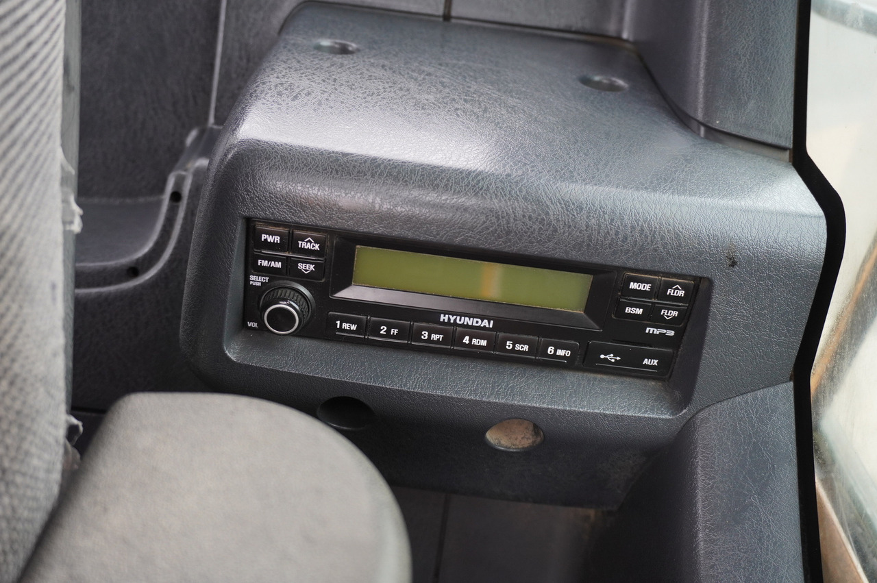 Колёсный экскаватор Hyundai Robex 55W-9 Wheeled Excavator 5.5t / 2 unit: фото 15