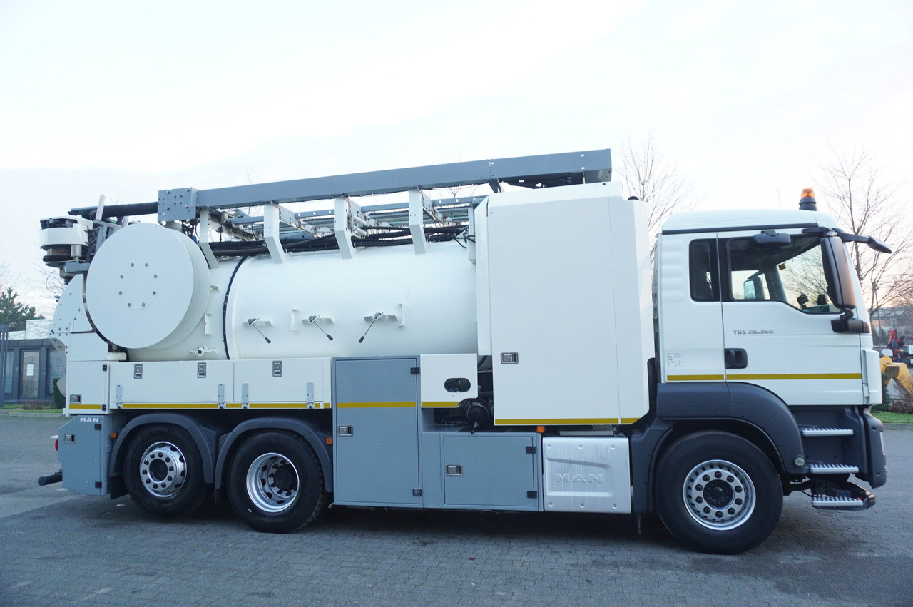 MAN TGS 26.360 E6 / RIVARD sewage cleaner 18 m3 / 130 tho. km / steering axle - Ассенизатор: фото 4 MAN TGS 26.360 E6 / RIVARD sewage cleaner 18 m3 / 130 tho. km / steering axle - Ассенизатор: фото 4