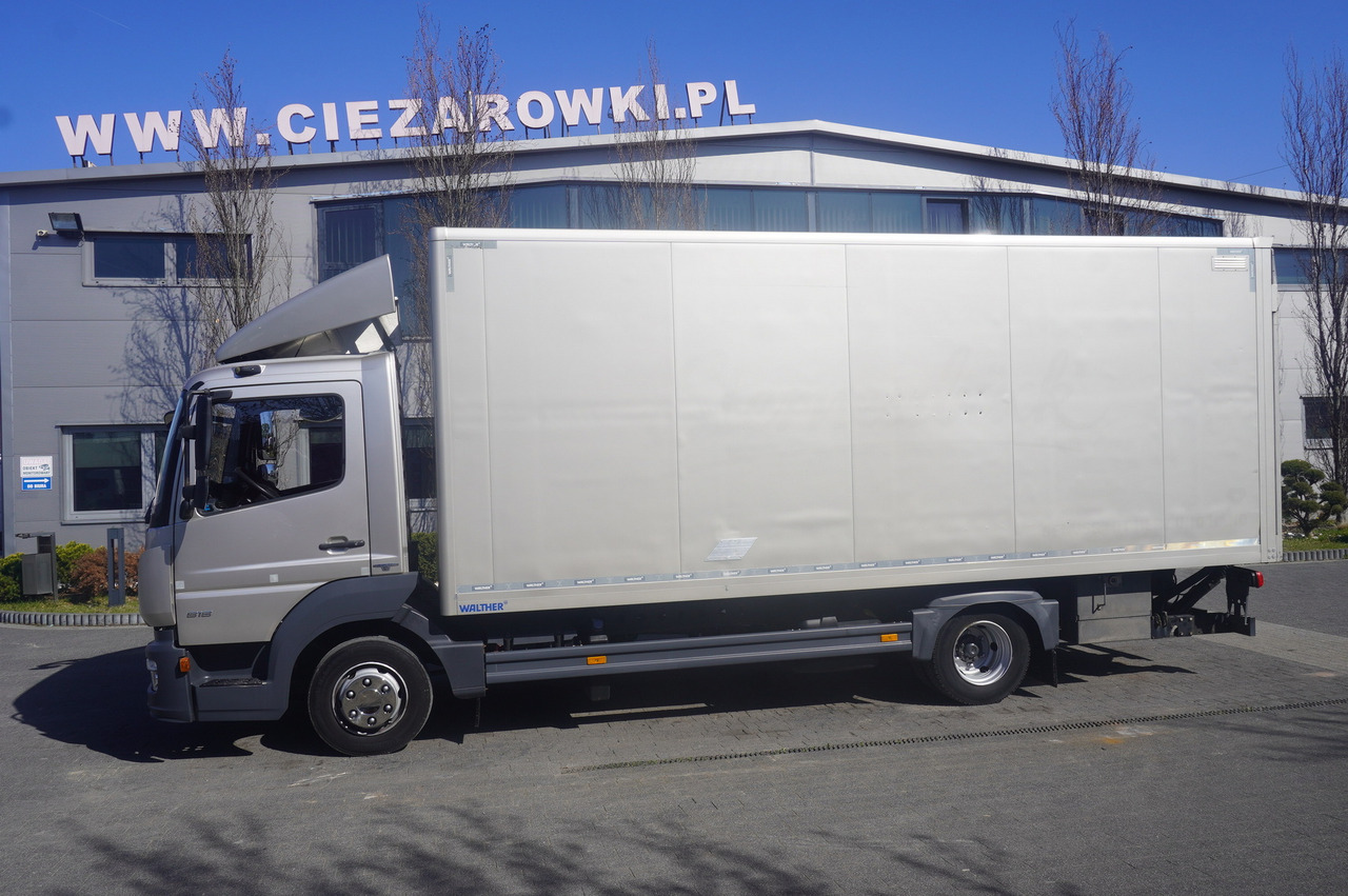 MERCEDES-BENZ Atego 818 / Box superstructure / DAUTEL tailgate 1.5 T - Грузовик с закрытым кузовом: фото 2 MERCEDES-BENZ Atego 818 / Box superstructure / DAUTEL tailgate 1.5 T - Грузовик с закрытым кузовом: фото 2