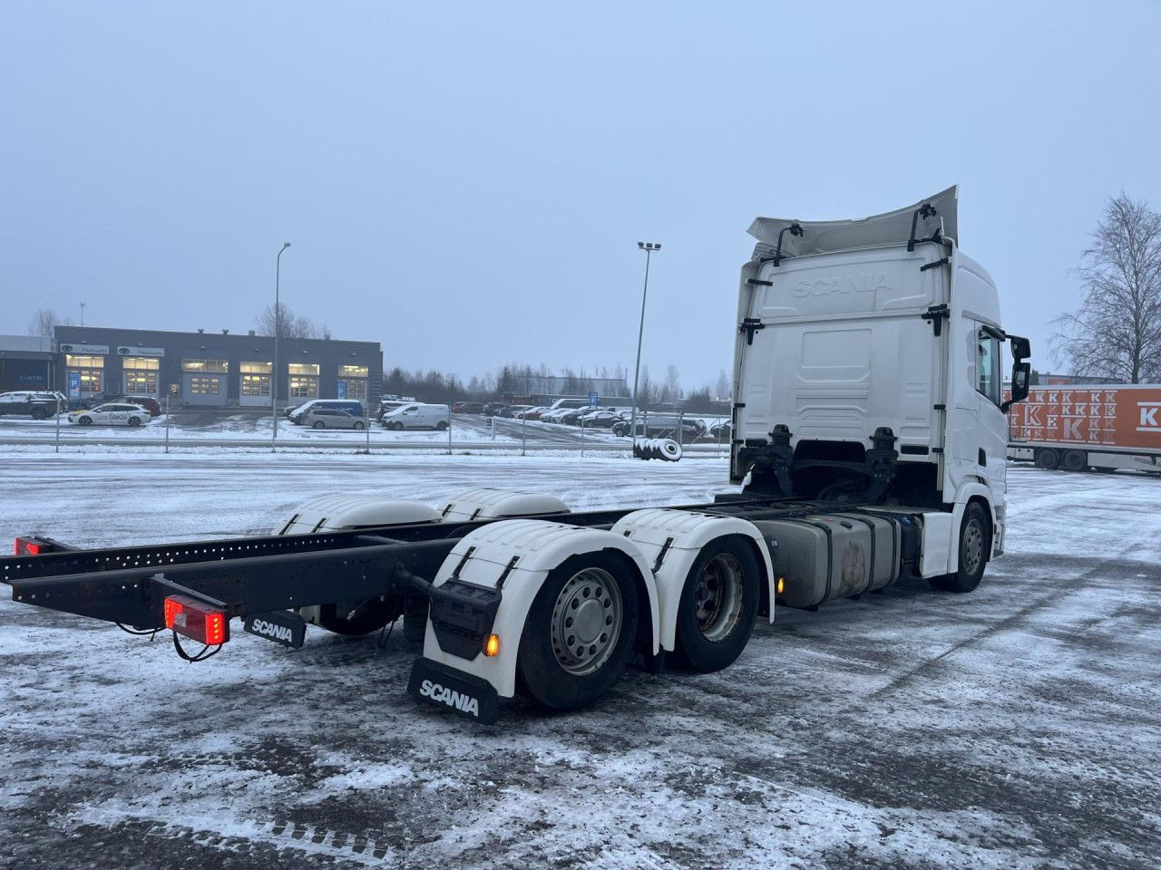 SCANIA R500 / Truck chassis / Retarder / Sleeper cab - Грузовик-шасси: фото 3 SCANIA R500 / Truck chassis / Retarder / Sleeper cab - Грузовик-шасси: фото 3