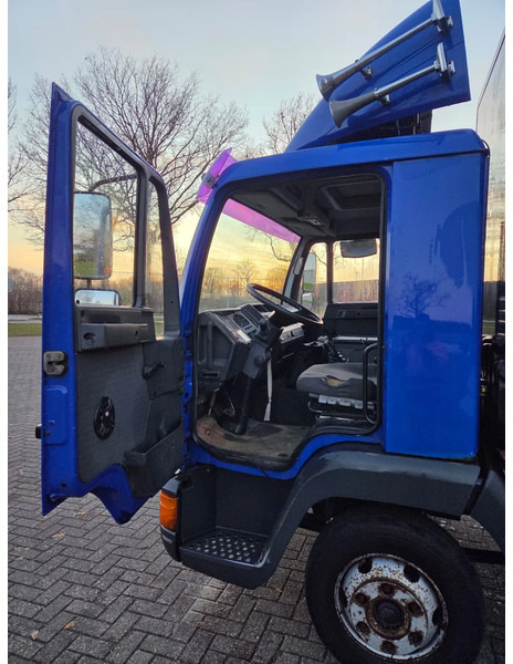 MAN L20 Full steel suspension Manual Dieslpump - Грузовик с закрытым кузовом: фото 5 MAN L20 Full steel suspension Manual Dieslpump - Грузовик с закрытым кузовом: фото 5