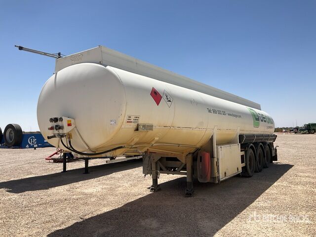 2004 ROS ROCA SC3 Tri/A Tanker Trailer - Полуприцеп-цистерна: фото 1 2004 ROS ROCA SC3 Tri/A Tanker Trailer - Полуприцеп-цистерна: фото 1