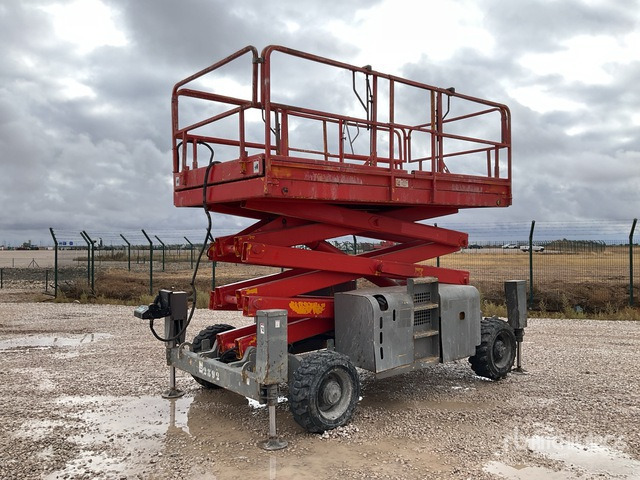 2006 Haulotte H12SX 4x4 Diesel Scissor Lift - Ножничный подъемник: фото 2 2006 Haulotte H12SX 4x4 Diesel Scissor Lift - Ножничный подъемник: фото 2