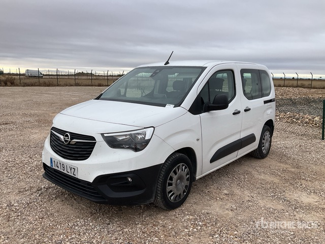 2022 Opel Combo Passenger Van - Микроавтобус, Пассажирский фургон: фото 1 2022 Opel Combo Passenger Van - Микроавтобус, Пассажирский фургон: фото 1