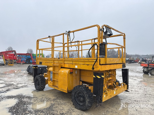 2007 Haulotte H12SX Diesel (Inoperable) Scissor Lift - Ножничный подъемник: фото 2 2007 Haulotte H12SX Diesel (Inoperable) Scissor Lift - Ножничный подъемник: фото 2
