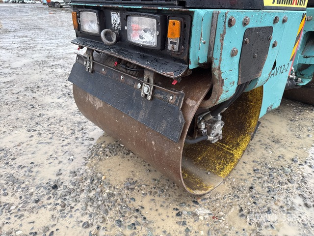 2010 Ammann AV12-2 Double Drum Roller - Дорожный каток: фото 4 2010 Ammann AV12-2 Double Drum Roller - Дорожный каток: фото 4