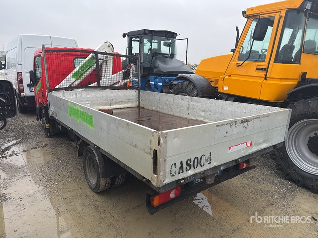 2013 Nissan Cabstar 35.12 (Inoperable) Flatbed Truck with Crane - Грузовик бортовой/ Платформа: фото 3 2013 Nissan Cabstar 35.12 (Inoperable) Flatbed Truck with Crane - Грузовик бортовой/ Платформа: фото 3