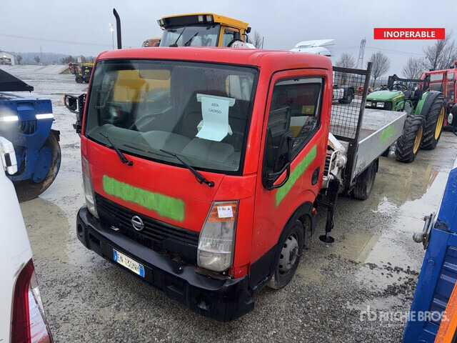 2013 Nissan Cabstar 35.12 (Inoperable) Flatbed Truck with Crane - Грузовик бортовой/ Платформа: фото 1 2013 Nissan Cabstar 35.12 (Inoperable) Flatbed Truck with Crane - Грузовик бортовой/ Платформа: фото 1