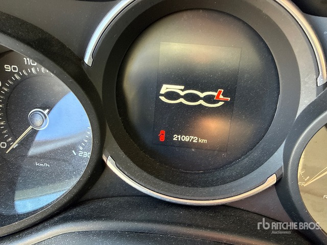 2017 Fiat 500L Automobile - Легковой автомобиль: фото 1 2017 Fiat 500L Automobile - Легковой автомобиль: фото 1