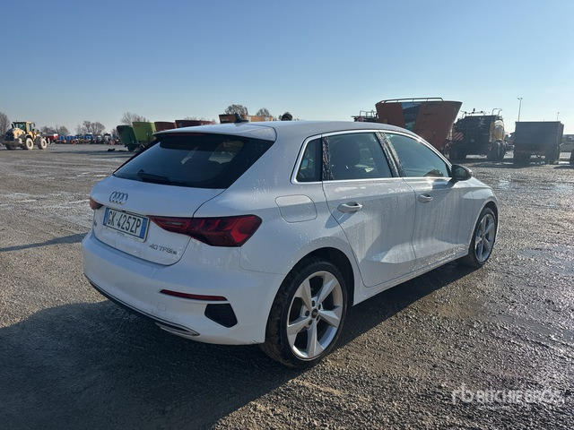 2022 Audi A3 BERLINA 40 TFSI E S TRONIC BUSI ... Automobile - Легковой автомобиль: фото 3 2022 Audi A3 BERLINA 40 TFSI E S TRONIC BUSI ... Automobile - Легковой автомобиль: фото 3
