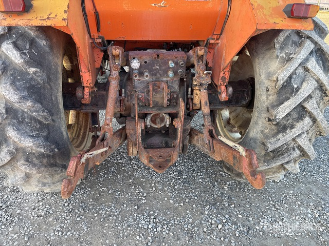 Fiat 1300 DT 4WD Tractor - Трактор: фото 4 Fiat 1300 DT 4WD Tractor - Трактор: фото 4