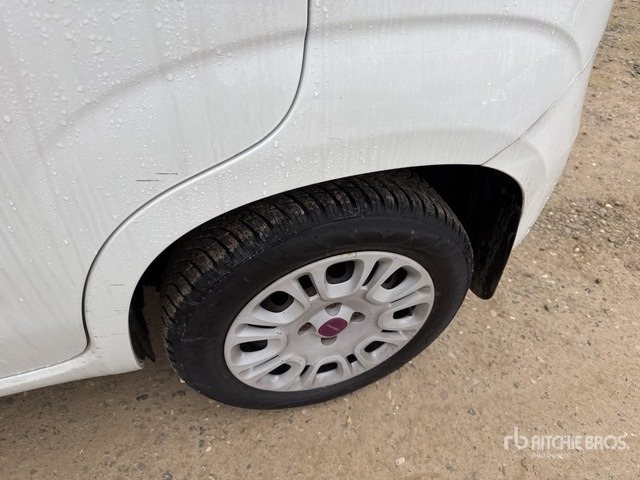 Fiat Panda Automobile - Легковой автомобиль: фото 4 Fiat Panda Automobile - Легковой автомобиль: фото 4