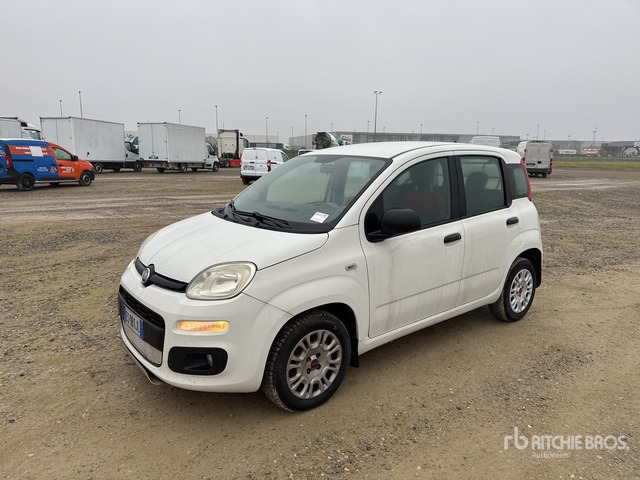 Fiat Panda Automobile - Легковой автомобиль: фото 1 Fiat Panda Automobile - Легковой автомобиль: фото 1