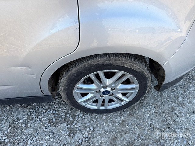 Ford C-Max Automobile - Легковой автомобиль: фото 4 Ford C-Max Automobile - Легковой автомобиль: фото 4