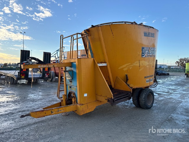 Grazioli MC12 Feed Trailer - Кормораздатчик: фото 1 Grazioli MC12 Feed Trailer - Кормораздатчик: фото 1