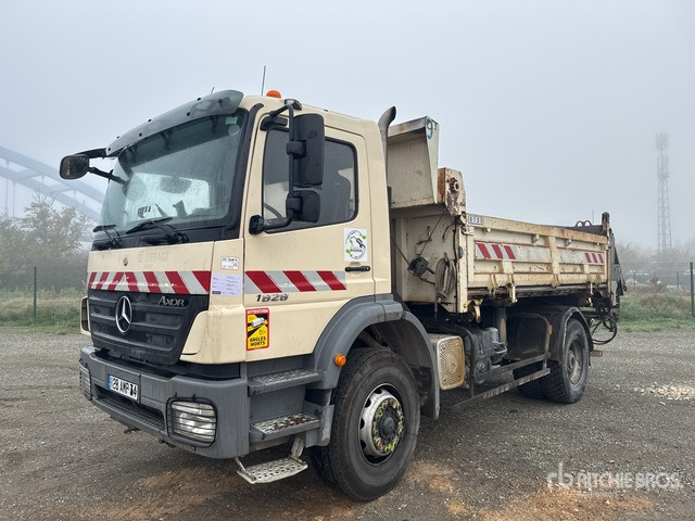 2005 Mercedes-Benz B1828 KN 4x2 Camion Benne Gravillonneur 4x2 S/A Dump Truck - Самосвал: фото 1 2005 Mercedes-Benz B1828 KN 4x2 Camion Benne Gravillonneur 4x2 S/A Dump Truck - Самосвал: фото 1