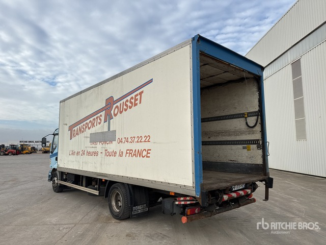 2005 Renault Midlum 220 dCi 4x2 Camion Fourgon Van Truck - Грузовик с закрытым кузовом: фото 2 2005 Renault Midlum 220 dCi 4x2 Camion Fourgon Van Truck - Грузовик с закрытым кузовом: фото 2