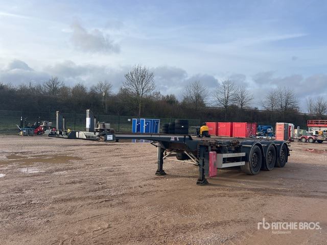2011 Fruehauf T38NOTM2AEA Tri/A Extendable Semi-Remorque ... Container Trailer - Прицеп-контейнеровоз/ Сменный кузов: фото 1 2011 Fruehauf T38NOTM2AEA Tri/A Extendable Semi-Remorque ... Container Trailer - Прицеп-контейнеровоз/ Сменный кузов: фото 1