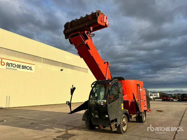 2013 Kuhn SPV12 Melangeuse Distributrice Automo ... Feed Mixer - Кормораздатчик: фото 2 2013 Kuhn SPV12 Melangeuse Distributrice Automo ... Feed Mixer - Кормораздатчик: фото 2