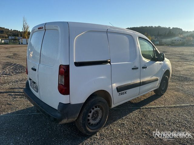 2018 Peugeot Partner Vehicule Utilitaire Cargo Van - Фургон: фото 3 2018 Peugeot Partner Vehicule Utilitaire Cargo Van - Фургон: фото 3