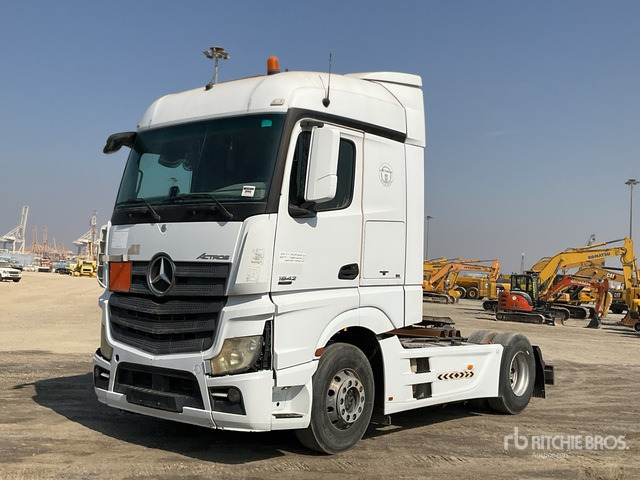 2012 Mercedes-Benz Actros 1842 4x2 S/A Sleeper Truck Tractor - Тягач: фото 1 2012 Mercedes-Benz Actros 1842 4x2 S/A Sleeper Truck Tractor - Тягач: фото 1