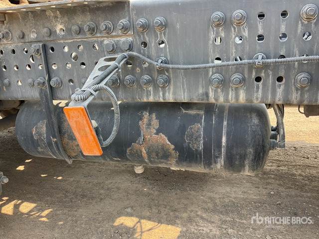 2013 Mercedes-Benz Actros 1845LS 4x2 S/A Sleeper Truck Tractor - Тягач: фото 5 2013 Mercedes-Benz Actros 1845LS 4x2 S/A Sleeper Truck Tractor - Тягач: фото 5