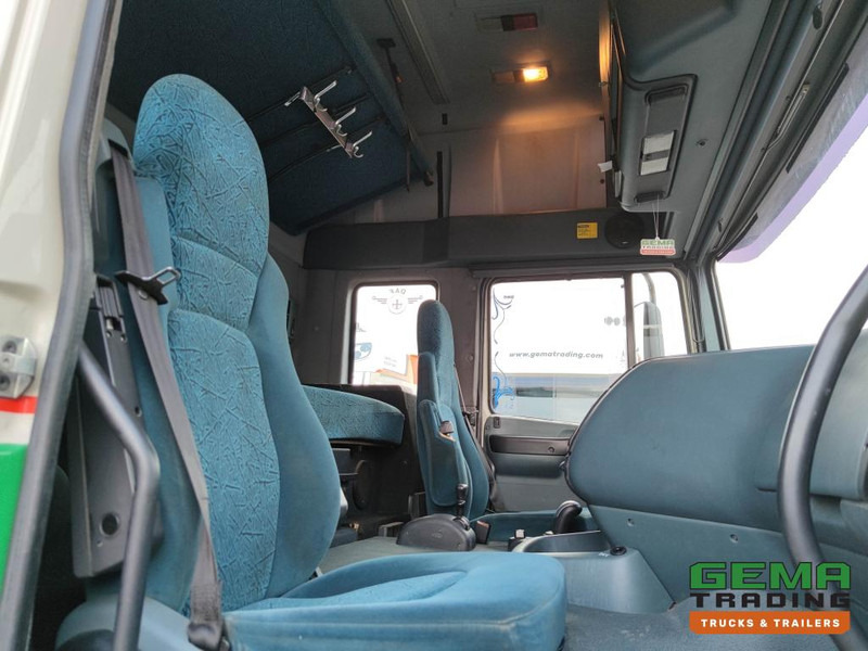 DAF FAK XF95.430 8x2 SuperSpaceCab Euro3 - CurtainSider 7.31m + Ramp 16T - MachineTransporter - 6 Persons (V558) в лизинг DAF FAK XF95.430 8x2 SuperSpaceCab Euro3 - CurtainSider 7.31m + Ramp 16T - MachineTransporter - 6 Persons (V558): фото 19 DAF FAK XF95.430 8x2 SuperSpaceCab Euro3 - CurtainSider 7.31m + Ramp 16T - MachineTransporter - 6 Persons (V558) в лизинг DAF FAK XF95.430 8x2 SuperSpaceCab Euro3 - CurtainSider 7.31m + Ramp 16T - MachineTransporter - 6 Persons (V558): фото 19