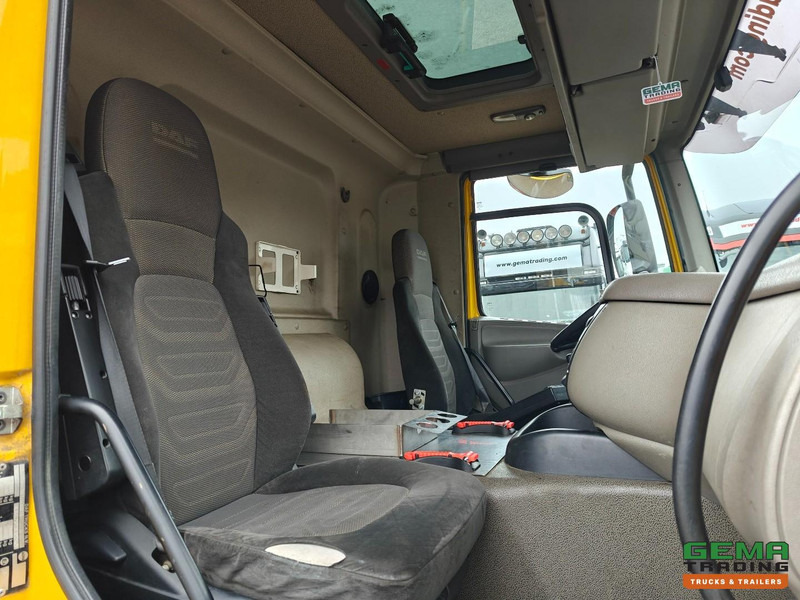 Грузовик-шасси DAF FAN CF75.250 6x2/4 Dagcabine Euro5 - Retarder - ChassisCabine - Allison Automaat - SmartTacho V2 - 09/2026 APK: фото 16 Грузовик-шасси DAF FAN CF75.250 6x2/4 Dagcabine Euro5 - Retarder - ChassisCabine - Allison Automaat - SmartTacho V2 - 09/2026 APK: фото 16