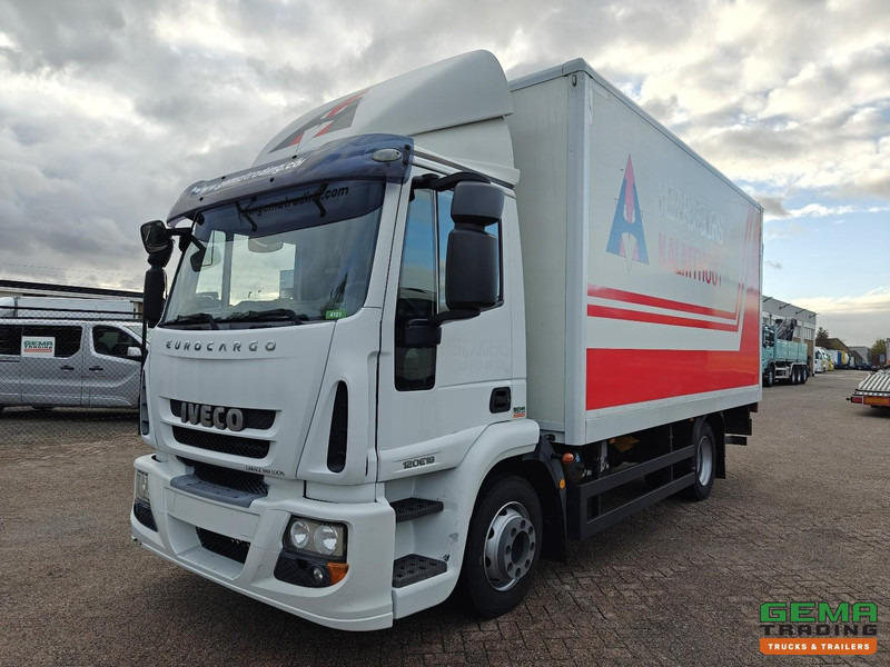 Iveco Eurocargo 120E18 4x2 Dagcab Euro5 - Handgeschakeld - GeslotenBak 5m - Laadklep 2000KG - 05/2026 APK - Грузовик с закрытым кузовом: фото 1 Iveco Eurocargo 120E18 4x2 Dagcab Euro5 - Handgeschakeld - GeslotenBak 5m - Laadklep 2000KG - 05/2026 APK - Грузовик с закрытым кузовом: фото 1