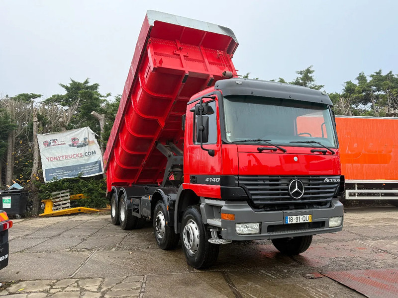 Mercedes-Benz Actros 4140 V6 8X4 Tipper Spring/Spring Man. Gear*TOP CONDITION* - Самосвал: фото 1 Mercedes-Benz Actros 4140 V6 8X4 Tipper Spring/Spring Man. Gear*TOP CONDITION* - Самосвал: фото 1
