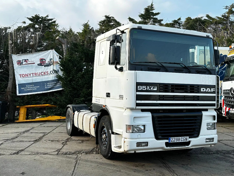 Тягач DAF XF 95.380 4X2 Tractor-unit Spring/Air ZF Manual Euro2 PTO: фото 1