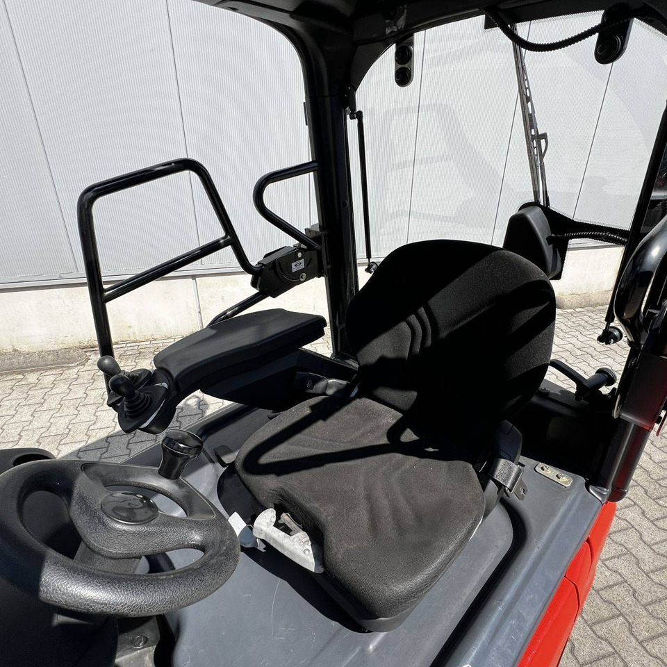 Linde E20PH (386) - Электропогрузчик: фото 4 Linde E20PH (386) - Электропогрузчик: фото 4