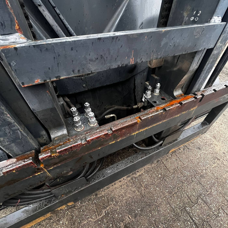 Linde H70D (396-03) EVO - Дизельный погрузчик: фото 4 Linde H70D (396-03) EVO - Дизельный погрузчик: фото 4