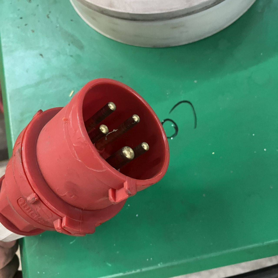 Hoppecke D400 G24/125B F14 H0-HF Trak Air - Запчасти для Погрузочно-разгрузочной техники: фото 5 Hoppecke D400 G24/125B F14 H0-HF Trak Air - Запчасти для Погрузочно-разгрузочной техники: фото 5