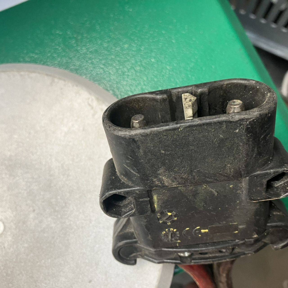 Hoppecke E230G24/60B-F14 HO-HF Trak mini - Запчасти для Погрузочно-разгрузочной техники: фото 5 Hoppecke E230G24/60B-F14 HO-HF Trak mini - Запчасти для Погрузочно-разгрузочной техники: фото 5