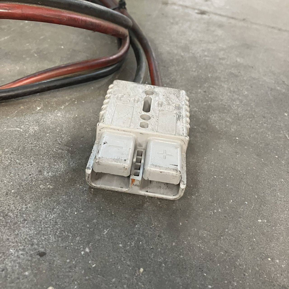 Hoppecke EOE15010108 Trak power mini (2) - Запчасти для Погрузочно-разгрузочной техники: фото 4 Hoppecke EOE15010108 Trak power mini (2) - Запчасти для Погрузочно-разгрузочной техники: фото 4